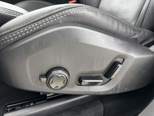 Volvo  XC90 T8 Recharge Ultra Dark | 21" | Luchtvering | Geventileerd Nappa | Massagestoelen | Bowers & Wilki... ActivLease financial lease