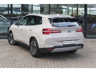 BMW X3 30e xDrive Automaat / Panoramadak / Trekhaak / Sportstoelen / Achteruitrijcamera / Comfort Access...