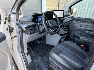 Ford E-Transit 320 L2H1 Sport 218PK 65 kWh CarPlay/stoelverwarming/navi/camera