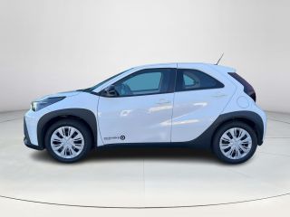 Toyota Aygo Hybrid 115 play | Pure White | Demo