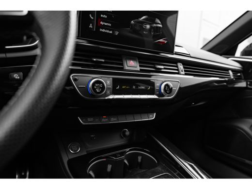 Audi A4 Avant 40 TFSI S edition Competition 204PK | Trekhaak | B&O Audio | Sfeerverlichting | Optiek Pakk... ActivLease financial lease