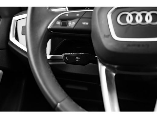 Audi Q3 35 TFSI Advanced edition 150PK | Achteruitrijcamera | Sportstoelen | Keyless Entry | Diefstalalarm ActivLease financial lease