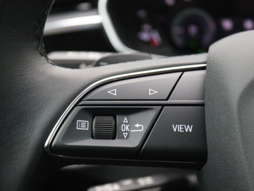 Audi Q3 45 TFSI e S Edition 245PK S-Tronic SOH 99%, Pano-Schuifdak, Trekhaak, 19" LM Velgen, Adaptieve Cr... ActivLease financial lease