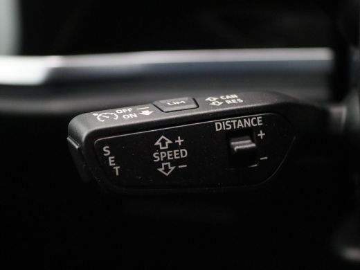 Audi Q3 45 TFSI e S Edition 245PK S-Tronic SOH 99%, Pano-Schuifdak, Trekhaak, 19" LM Velgen, Adaptieve Cr... ActivLease financial lease