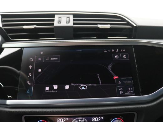 Audi Q3 45 TFSI e S Edition 245PK S-Tronic SOH 99%, Pano-Schuifdak, Trekhaak, 19" LM Velgen, Adaptieve Cr... ActivLease financial lease