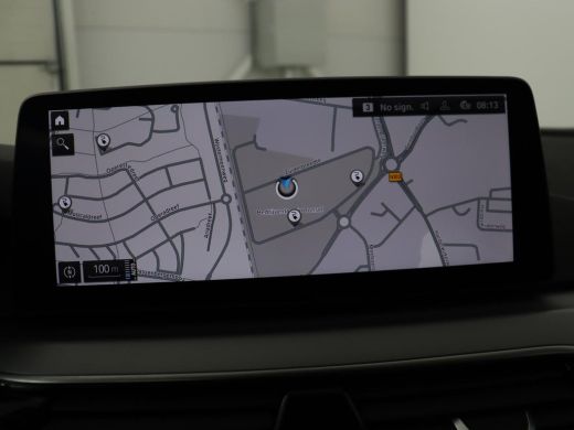 BMW 5 Serie 530e Executive | Leder | Trekhaak | Stoelverwarming | Live Cockpit | Carplay | Achterbankverwarmi... ActivLease financial lease