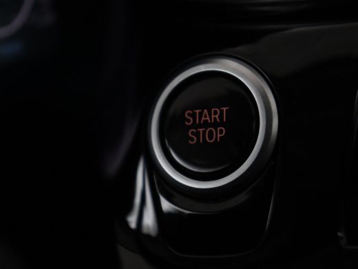 BMW 5 Serie 530e Executive | Leder | Trekhaak | Stoelverwarming | Live Cockpit | Carplay | Achterbankverwarmi... ActivLease financial lease