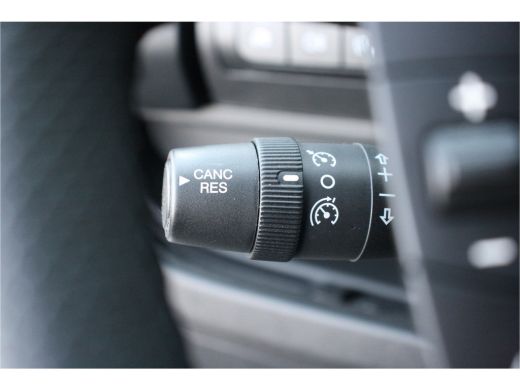 Citroën Jumper 2.2 BLUEHDI 140PK L3H2 3.3T | &euro; 7.300,- Voorraad Voordeel / NAVI / CLIMA / LED / PDC / BLUETOOTH ... ActivLease financial lease