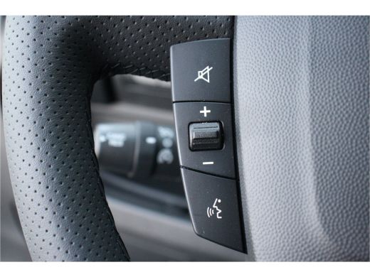 Citroën Jumper 2.2 BLUEHDI 140PK L3H2 3.3T | &euro; 7.300,- Voorraad Voordeel / NAVI / CLIMA / LED / PDC / BLUETOOTH ... ActivLease financial lease