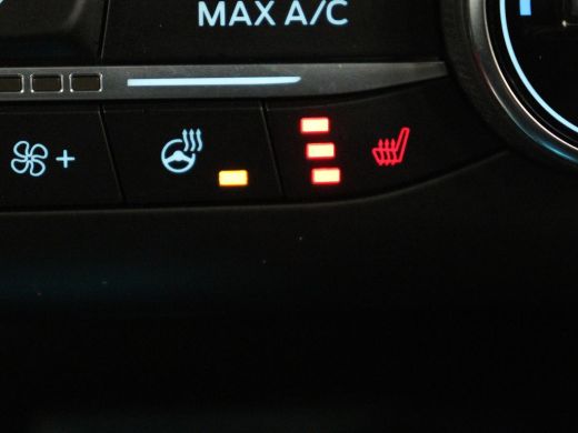 Ford Focus 1.5 EcoBoost ST Line | Stoelverwarming | Adaptive cruise | Camera | B&O Sound | Caplay | Keyless ... ActivLease financial lease