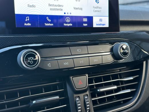 Ford Kuga 2.5 225 PK PHEV ST-Line | SOH 86,5%| TREKHAAK| ADAPTIEVE CRUISE CONTROL| STUUR, STOEL EN VOORRUIT... ActivLease financial lease