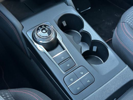 Ford Kuga 2.5 225 PK PHEV ST-Line | SOH 86,5%| TREKHAAK| ADAPTIEVE CRUISE CONTROL| STUUR, STOEL EN VOORRUIT... ActivLease financial lease