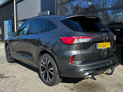 Ford Kuga 2.5 225 PK PHEV ST-Line | SOH 86,5%| TREKHAAK| ADAPTIEVE CRUISE CONTROL| STUUR, STOEL EN VOORRUIT... ActivLease financial lease