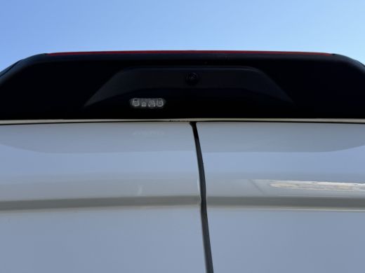 Ford Transit 350 2.0 TDCI 130PK Euro 6 L3H2 Trend RWD CarPlay, cruise/360 camera ActivLease financial lease