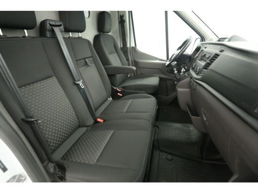 Ford Transit 2.0 TDCI L2H2 | Airco | Cruise | 2800kg Trekgew. | Trekhaak | 3 Zits | Parkeersens. | Stoelverw. ActivLease financial lease