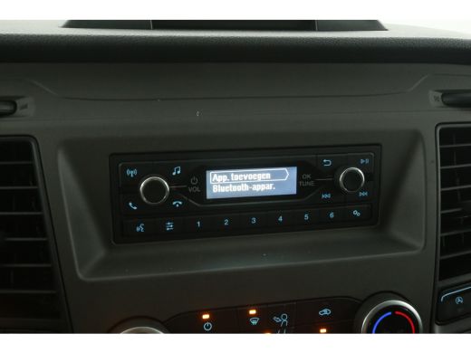 Ford Transit 2.0 TDCI L2H2 | Airco | Cruise | 2800kg Trekgew. | Trekhaak | 3 Zits | Parkeersens. | Stoelverw. ActivLease financial lease