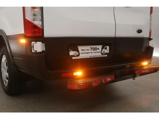 Ford Transit 2.0 TDCI L2H2 | Airco | Cruise | 2800kg Trekgew. | Trekhaak | 3 Zits | Parkeersens. | Stoelverw. ActivLease financial lease