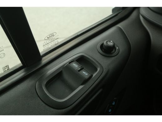 Ford Transit Custom 2.0 TDCI L1H1 | Airco | Cruise | 3 Zits | LED  | Parkeersens. | Stoelverw. ActivLease financial lease