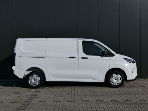 Ford Transit Custom 280 2.0 TDCI L1H1 Trend | LED Koplampen | Verwarmde Voorruit | Laadruimte pakket | CarPlay/Androi... ActivLease financial lease