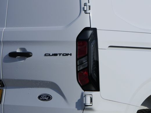 Ford Transit Custom 280 2.0 TDCI L1H1 Trend | LED Koplampen | Verwarmde Voorruit | Laadruimte pakket | CarPlay/Androi... ActivLease financial lease