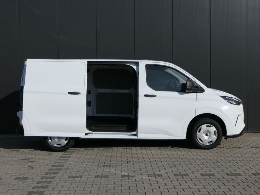 Ford Transit Custom 280 2.0 TDCI L1H1 Trend | LED Koplampen | Verwarmde Voorruit | Laadruimte pakket | CarPlay/Androi... ActivLease financial lease