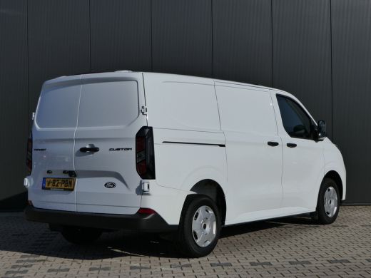 Ford Transit Custom 280 2.0 TDCI L1H1 Trend | LED Koplampen | Verwarmde Voorruit | Laadruimte pakket | CarPlay/Androi... ActivLease financial lease