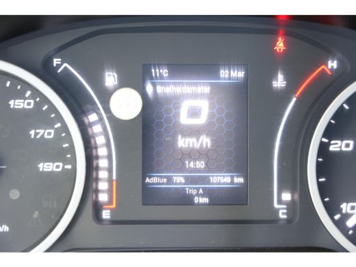 Iveco Daily 35C18HV 3.0 180PK L2H1 DUBBEL LUCHT ActivLease financial lease