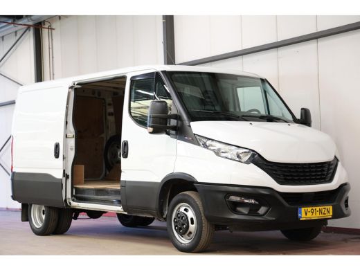 Iveco Daily 35C18HV 3.0 180PK L2H1 DUBBEL LUCHT ActivLease financial lease
