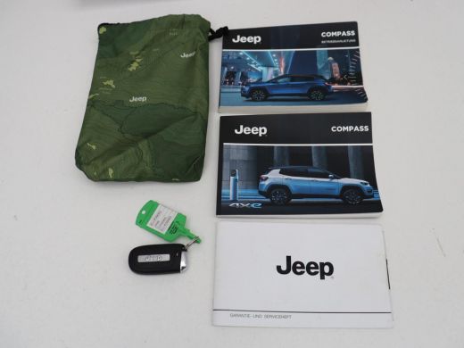 Jeep Compass 4xe 240 Plug-in Hybrid Electric S | Leder | Stoel & stuurverwarming | Alpine Sound | Camera | Bi-... ActivLease financial lease