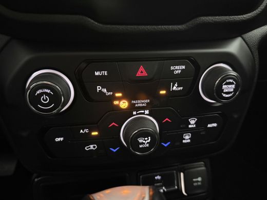 Jeep Renegade 1.3T Limited 151PK | Grijs Kenteken | VAN | Camera | Carplay | Clima | Adap. Cruise | Keyless ActivLease financial lease