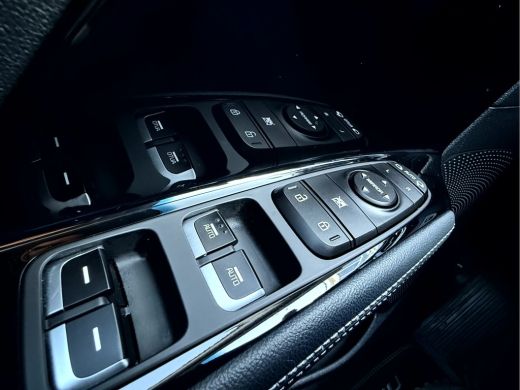 Kia e-Niro DynamicLine 64 kWh 3-Fase, Navi, Camera, Carplay, DAB ActivLease financial lease