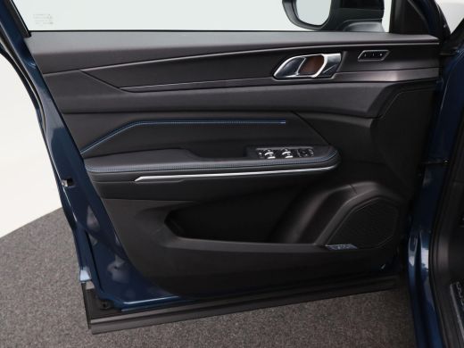 Lynk & Co 01 1.5 Phev 262 Pk Automaat | Full LED | Panoramdak | Navigatie | 20 Inch | Adaptive Cruise | Stoelv... ActivLease financial lease