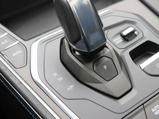 Lynk & Co 01 1.5 Phev 262 Pk Automaat | Full LED | Panoramdak | Navigatie | 20 Inch | Adaptive Cruise | Stoelv... ActivLease financial lease