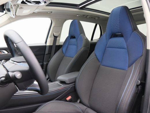 Lynk & Co 01 1.5 Phev 262 Pk Automaat | Full LED | Panoramdak | Navigatie | 20 Inch | Adaptive Cruise | Stoelv... ActivLease financial lease