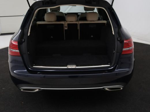 Mercedes-Benz C-Klasse 300e Business Solution Luxury | Leder | Stoelverwarming | Camera | Digital Cockpit | Park Assist ... ActivLease financial lease
