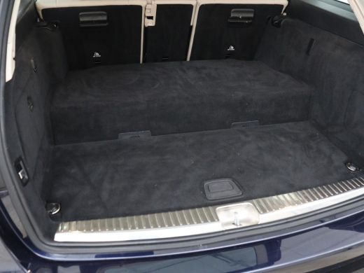 Mercedes-Benz C-Klasse 300e Business Solution Luxury | Leder | Stoelverwarming | Camera | Digital Cockpit | Park Assist ... ActivLease financial lease