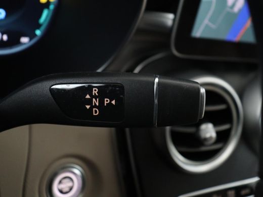 Mercedes-Benz C-Klasse 300e Business Solution Luxury | Leder | Stoelverwarming | Camera | Digital Cockpit | Park Assist ... ActivLease financial lease