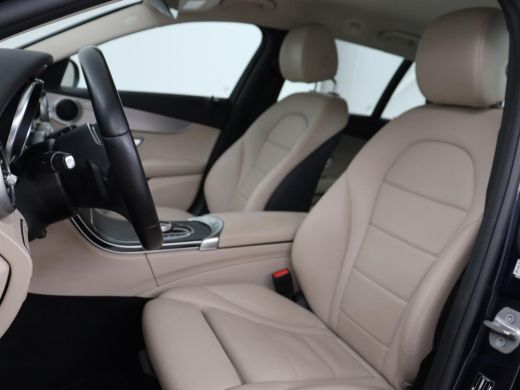 Mercedes-Benz C-Klasse 300e Business Solution Luxury | Leder | Stoelverwarming | Camera | Digital Cockpit | Park Assist ... ActivLease financial lease