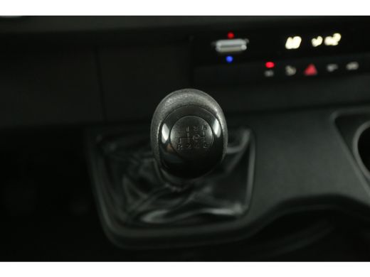 Mercedes-Benz Sprinter 317 1.9 CDI 170PK L2H1 | Airco | Cruise | 3 Zits | Trekhaak | Camera | Carplay | Navi ActivLease financial lease