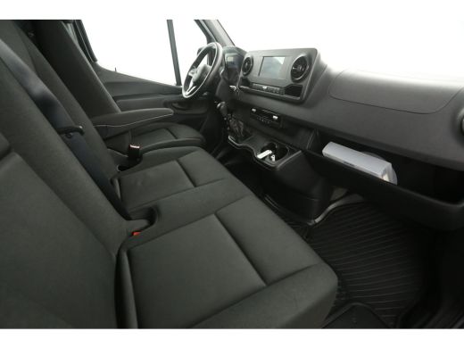 Mercedes-Benz Sprinter 317 1.9 CDI 170PK L2H1 | Airco | Cruise | 3 Zits | Trekhaak | Camera | Carplay | Navi ActivLease financial lease