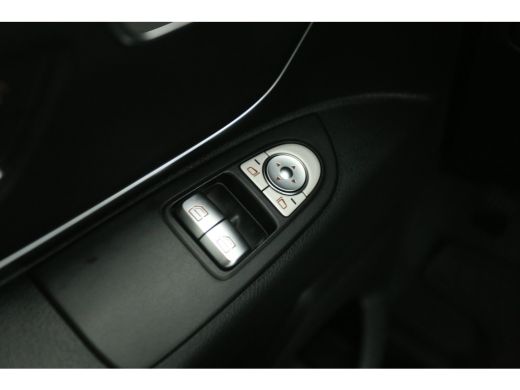 Mercedes-Benz Vito 114 CDI Extra Lang | 9 Traps Aut. | Airco | Adap. Cruise | Camera | Carplay | 3 Zits | Trekhaak |... ActivLease financial lease