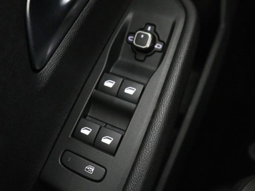 Opel Astra 1.6 Turbo Hybrid | Origineel NL | Adaptive cruise | Carplay | Parkeerhulp | Climate control | Dig... ActivLease financial lease