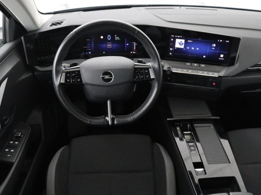 Opel Astra 1.6 Turbo Hybrid | Origineel NL | Adaptive cruise | Carplay | Parkeerhulp | Climate control | Dig... ActivLease financial lease