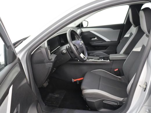 Opel Astra 1.6 Turbo Hybrid | Origineel NL | Adaptive cruise | Carplay | Parkeerhulp | Climate control | Dig... ActivLease financial lease