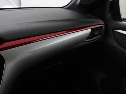 Opel Corsa-e GS Line 50 kWh | 3 Fase | Camera | Carplay | Dodehoek detectie | Cruise control | Full LED | Clim... ActivLease financial lease