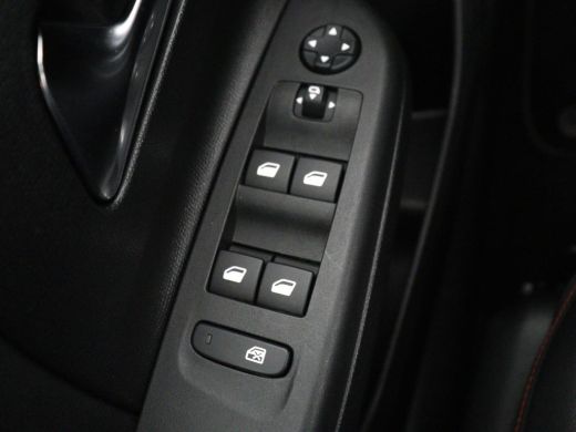 Opel Corsa-e GS Line 50 kWh | 3 Fase | Camera | Carplay | Dodehoek detectie | Cruise control | Full LED | Clim... ActivLease financial lease