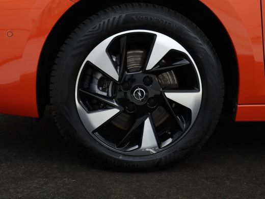 Opel Corsa-e GS Line 50 kWh | 3 Fase | Camera | Carplay | Dodehoek detectie | Cruise control | Full LED | Clim... ActivLease financial lease