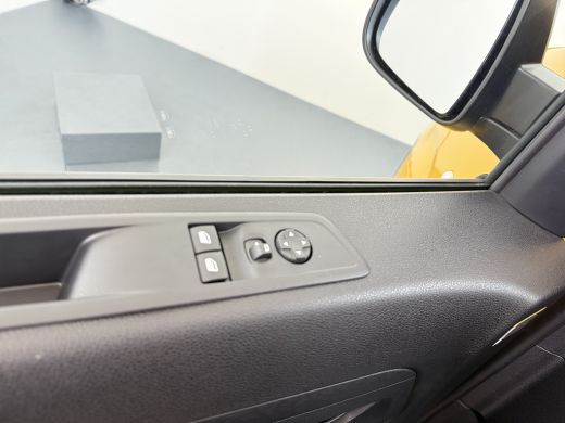 Opel Vivaro-e L3 75 kWh | 10" Multimedia 3D-kleuren touchscreen (Draadloos Android Auto/Apple CarPlay) | 10" di... ActivLease financial lease