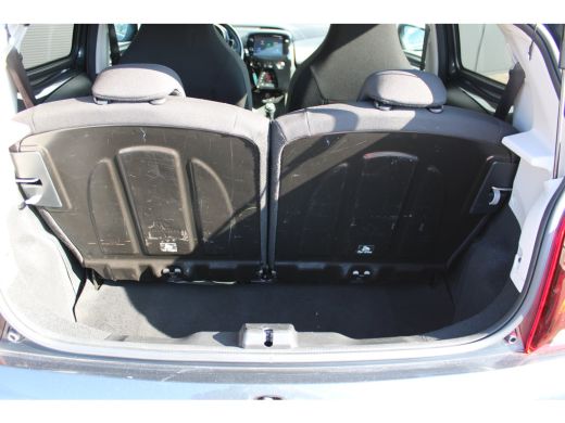 Peugeot 108 1.0 e-VTi Allure | Navi by app | Camera | Climate control | Lichtmetaal | Bluetooth | ActivLease financial lease