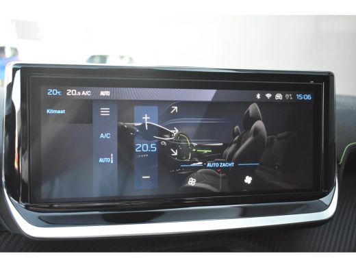 Peugeot 208 1.2 Hybrid 110 e-DCS6 GT | Panoramadak | Navigatie by App | Keyless-Entry | Full-LED | Achteruitr... ActivLease financial lease